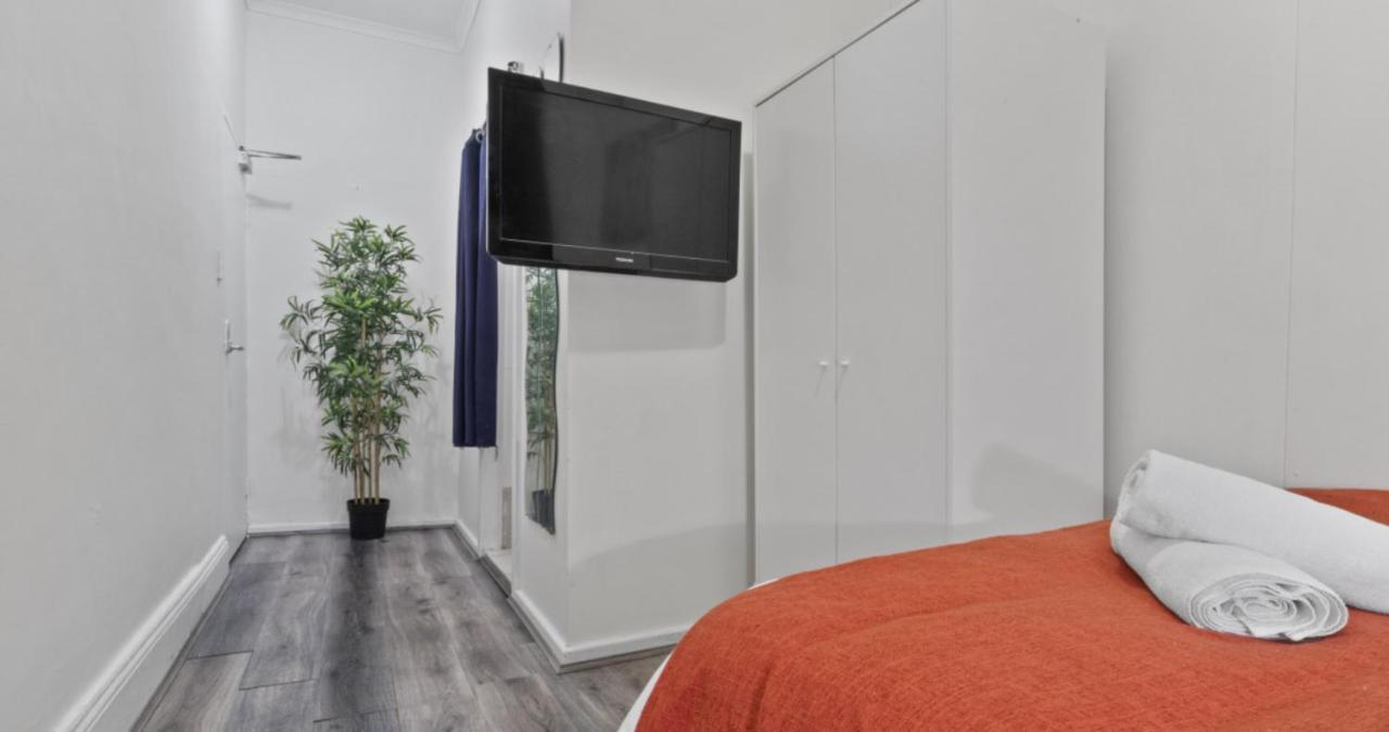 Hotel 64 Сидней Экстерьер фото